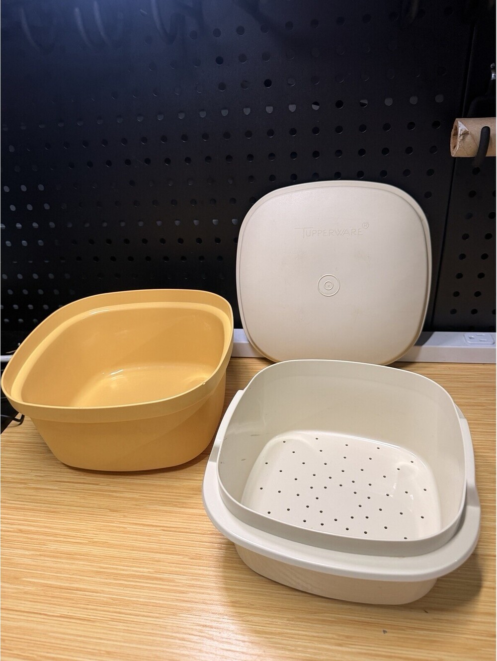 Tupperware Microwave Steamer Square Serving Bowl Vintage 3-pc 887-9 Harvest Gold